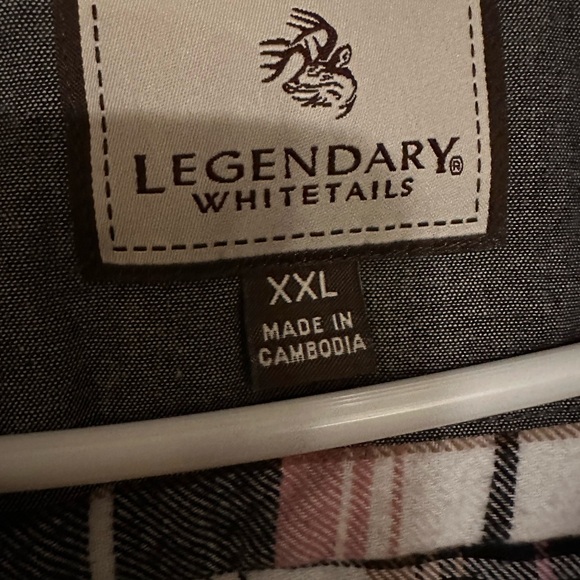 Legendary Whitetails Women's Plaid Jacket - Black, White, Pink - Picture 2 of 6